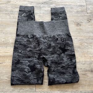 Gymshark Camo Leggings Medium Dark Gray Athletic Seamless